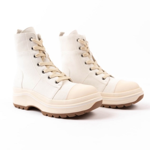 MIA Edge Platform Boots - Picture 2 of 5